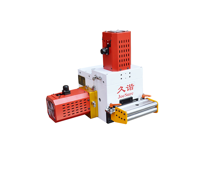 高速NC伺服（fú）送料機RF-200/RF-200S